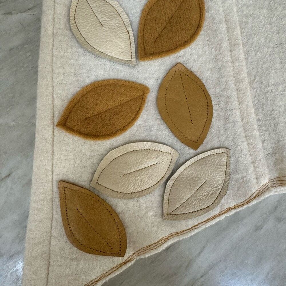 Ann Taylor vintage boiled wool fall skirt leaf appliqué size 2 - Picture 4 of 7